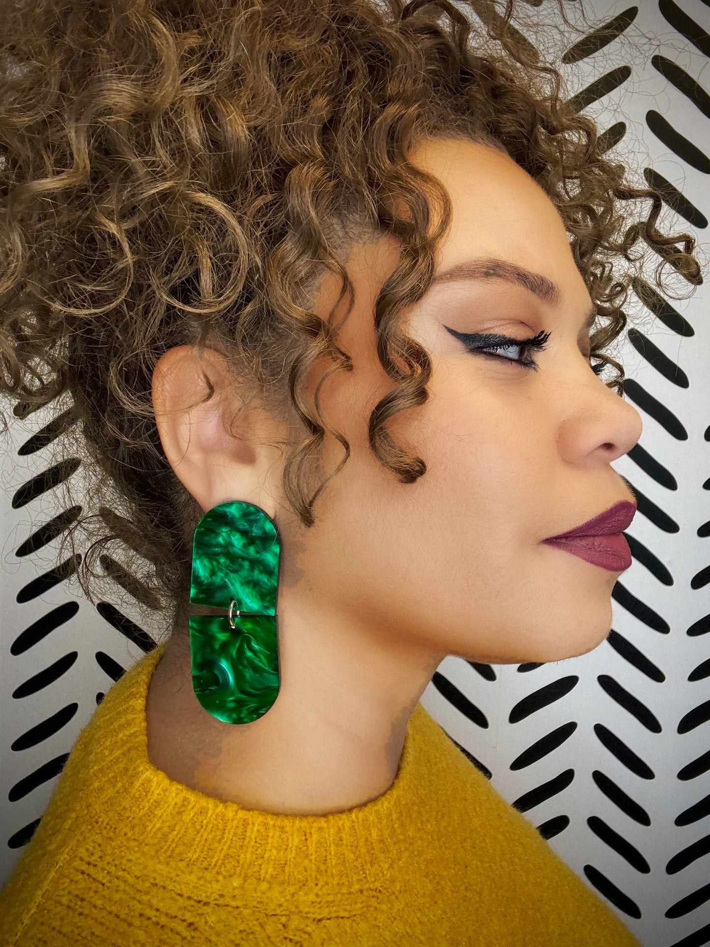 Emerald Green Double Arch Statement Stud